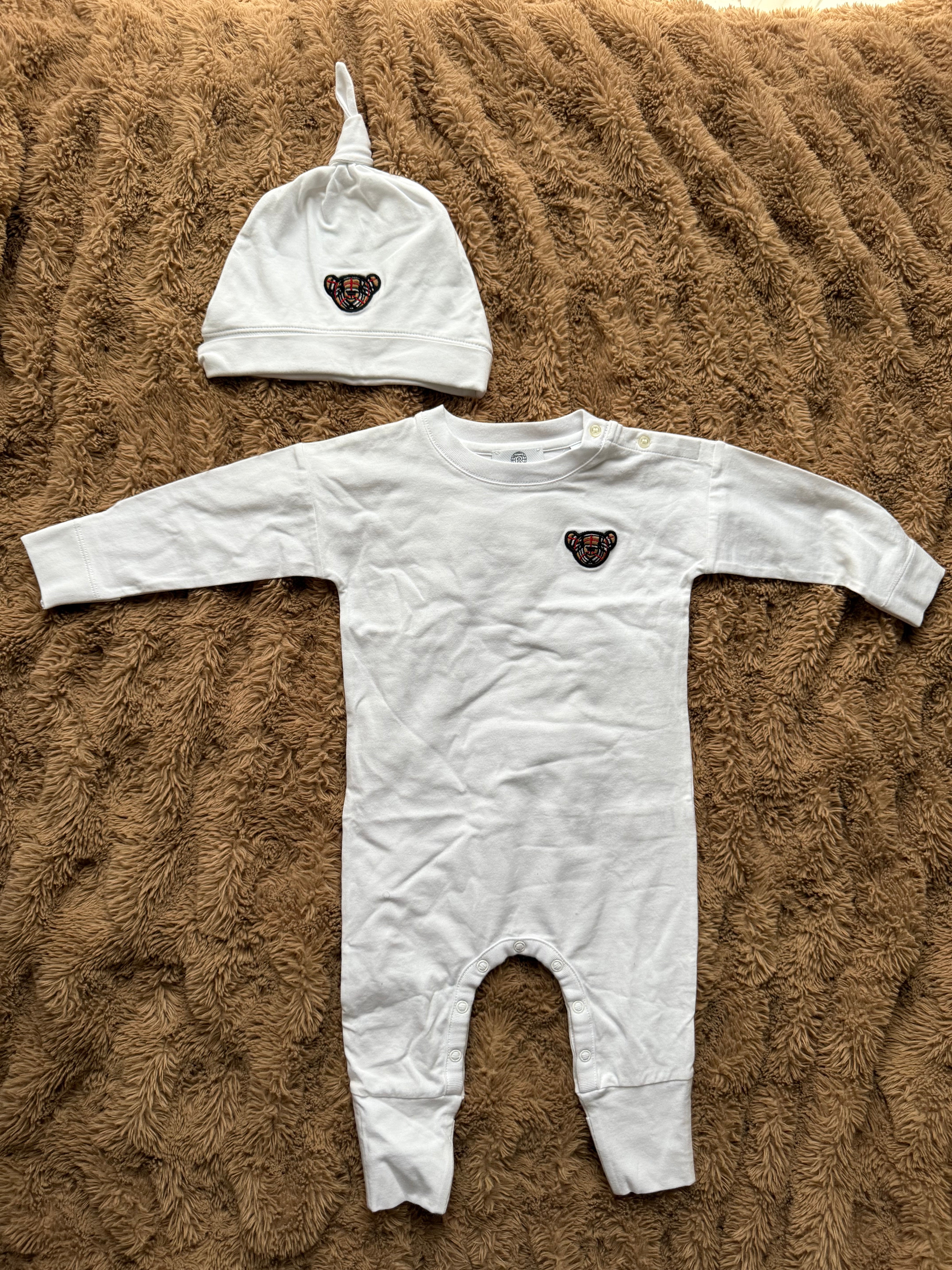 Rompers with hat