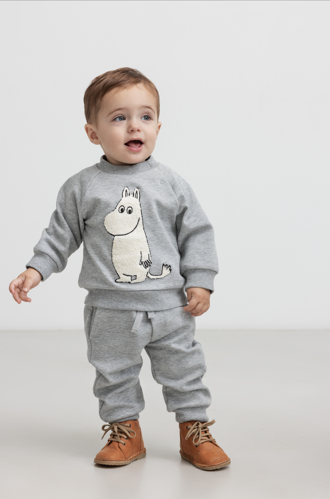 Theos B Sweater