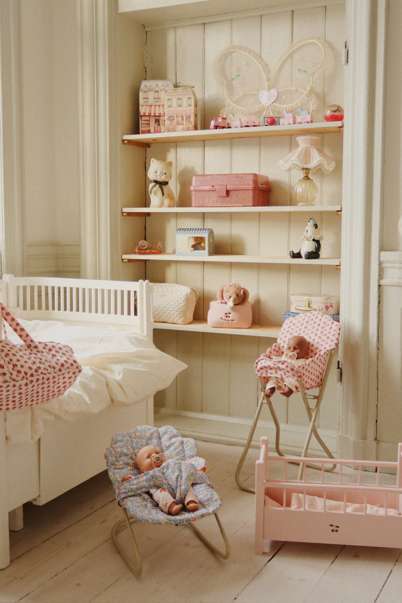 Poppen babynestje
