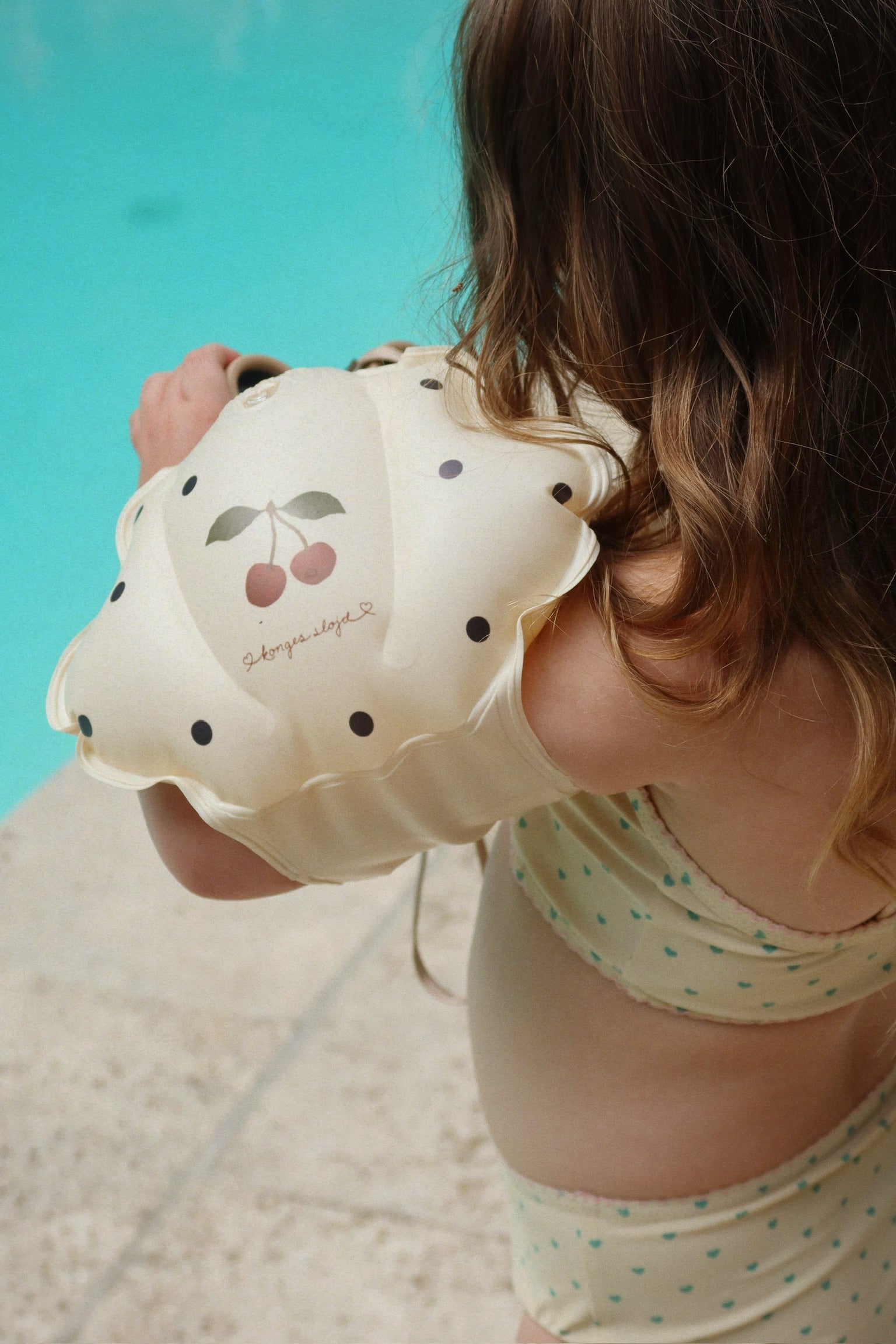 Shell swimming armbands